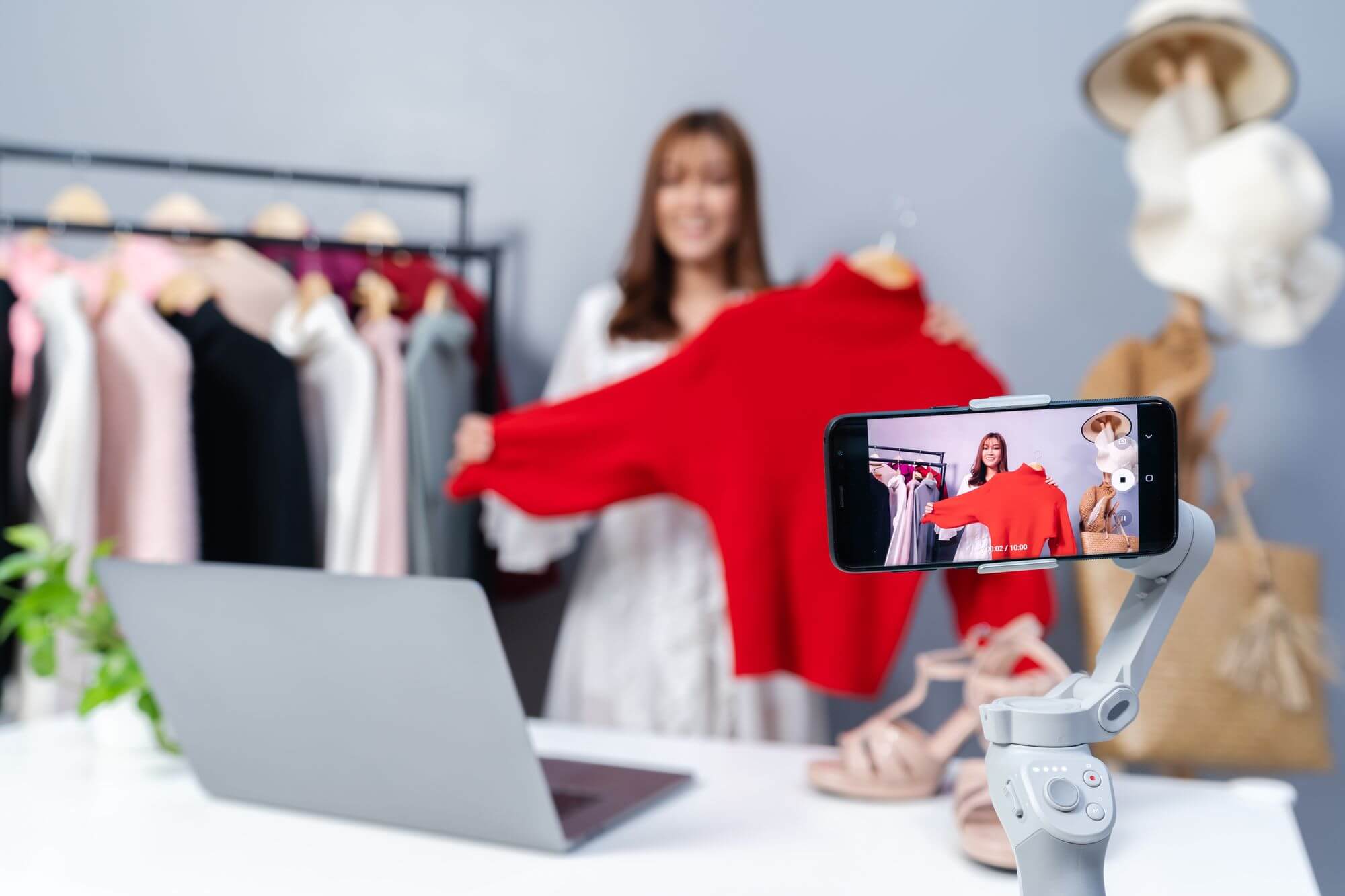 Live Streaming E-Commerce: A Game Changer