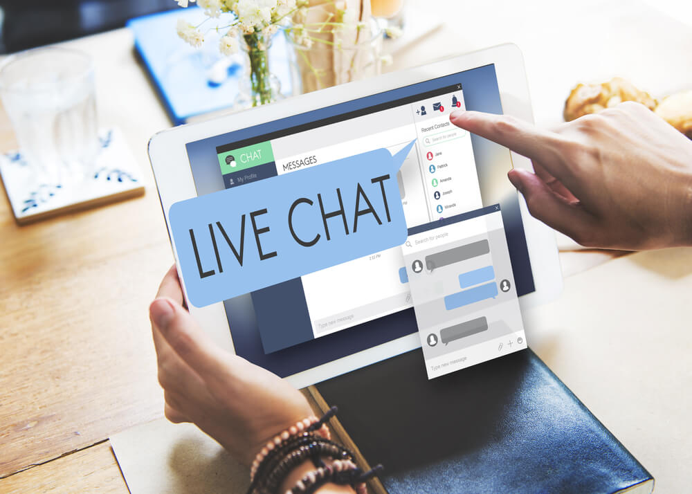 Top 3 Methods to Implement Super Live Chat