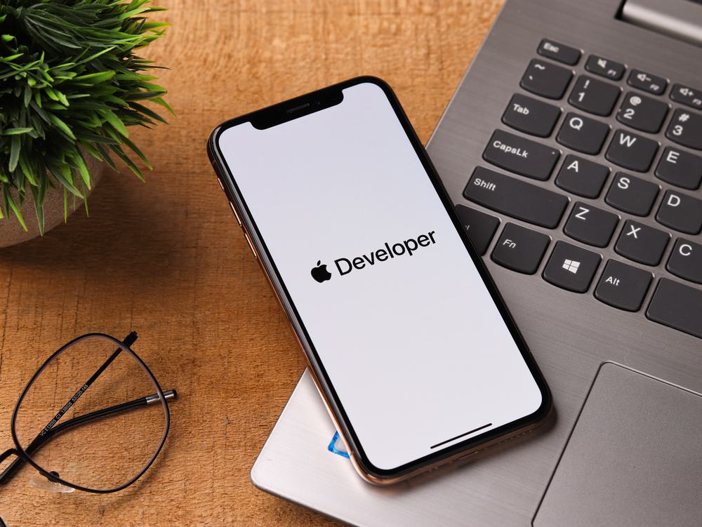 iOS App Development: How to Make an iOS App