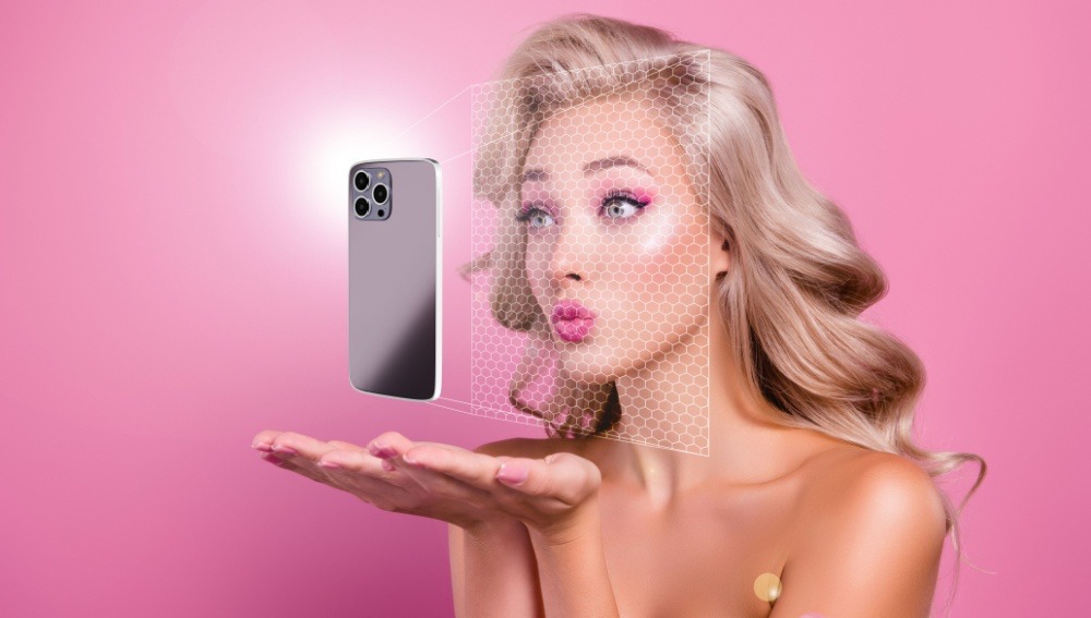 A woman uses an app to improve her appearance with AI effects ability